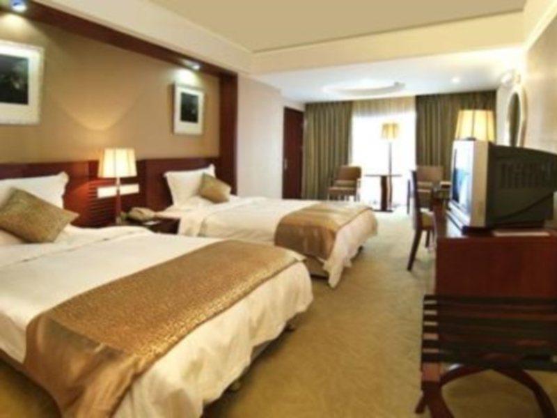 Guangye Jin Jiang Hotel Циндао Екстериор снимка