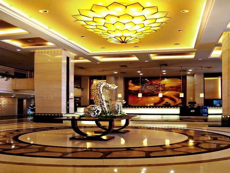 Guangye Jin Jiang Hotel Циндао Интериор снимка